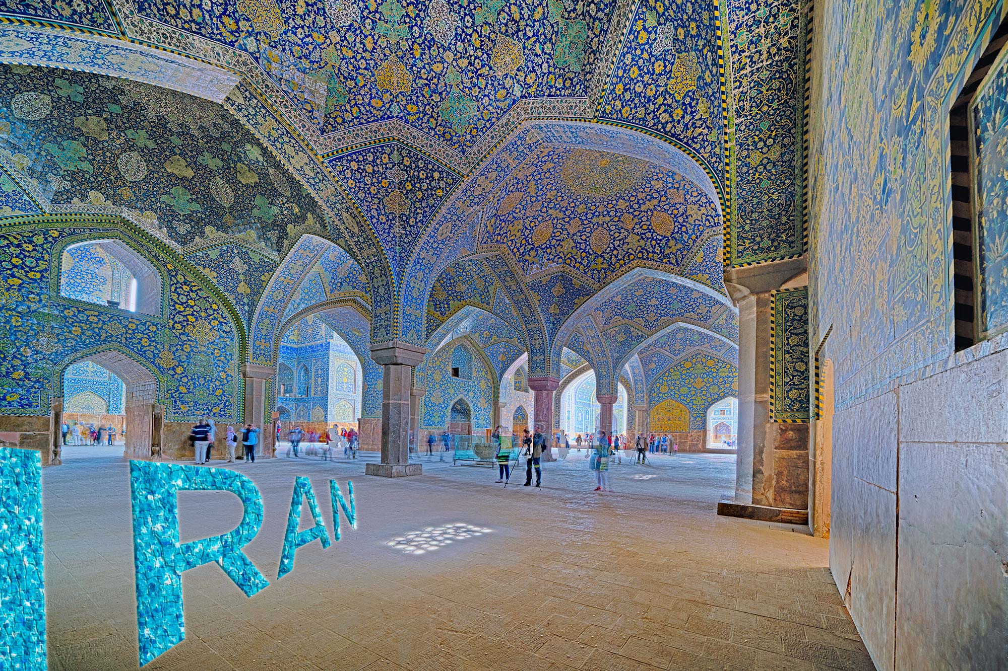 Moschee im Isfahan fotografiert auf einer Fotoreise durch den Iran.