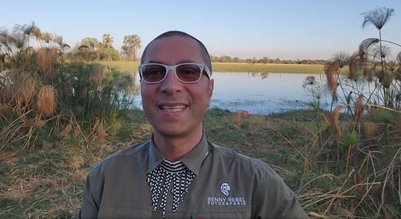 Fotoreise-Botswana-Fotoworkshop Wir sind gut in Botswana angekommen. Heute fliegen wir in das Herz des Okavango Deltas. Dort beginnt unsere Abenteuerreise durch die Wildnis.