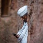 Zwischen Weihrauch und WLAN – Äthiopiens Priester im Wandel der Zeit