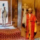 Geld regiert die Welt – sogar in den heiligsten Räumen